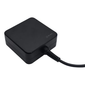WINX-CHARGE-Ultra-Type-C-140W-GaN-Power-Adapter-1
